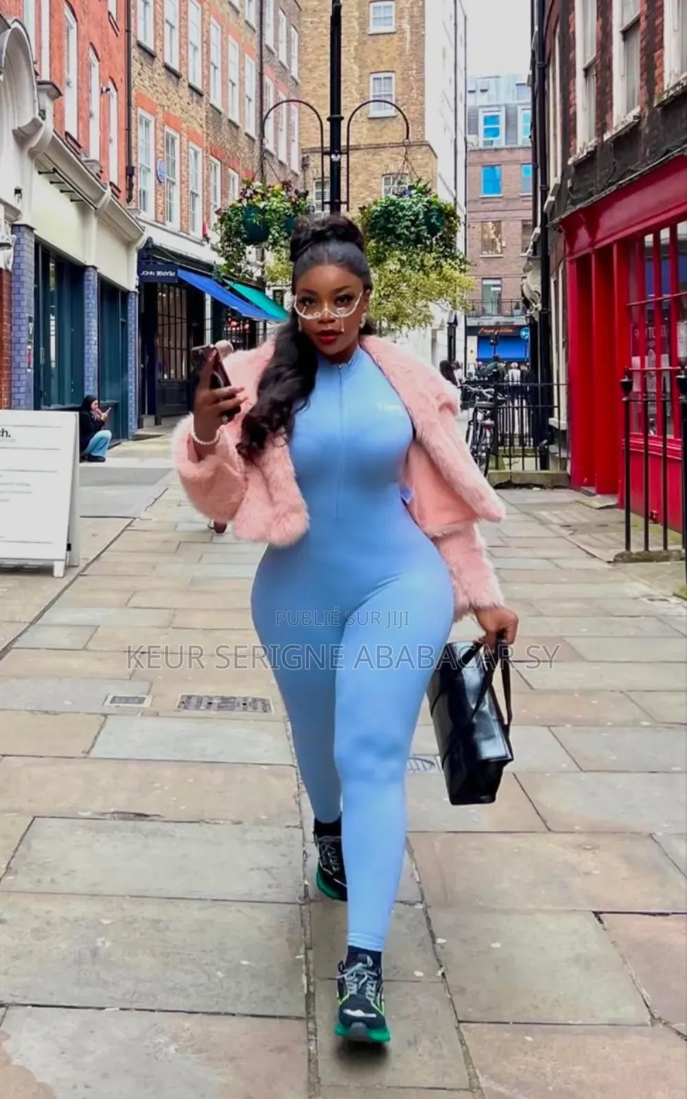 Combinaison Disponible