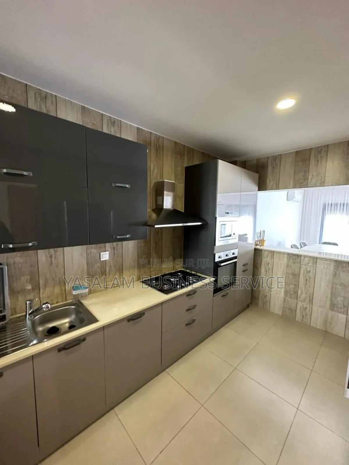 3chbre Appartement dans Yasalam Business, Almadies à Vendre