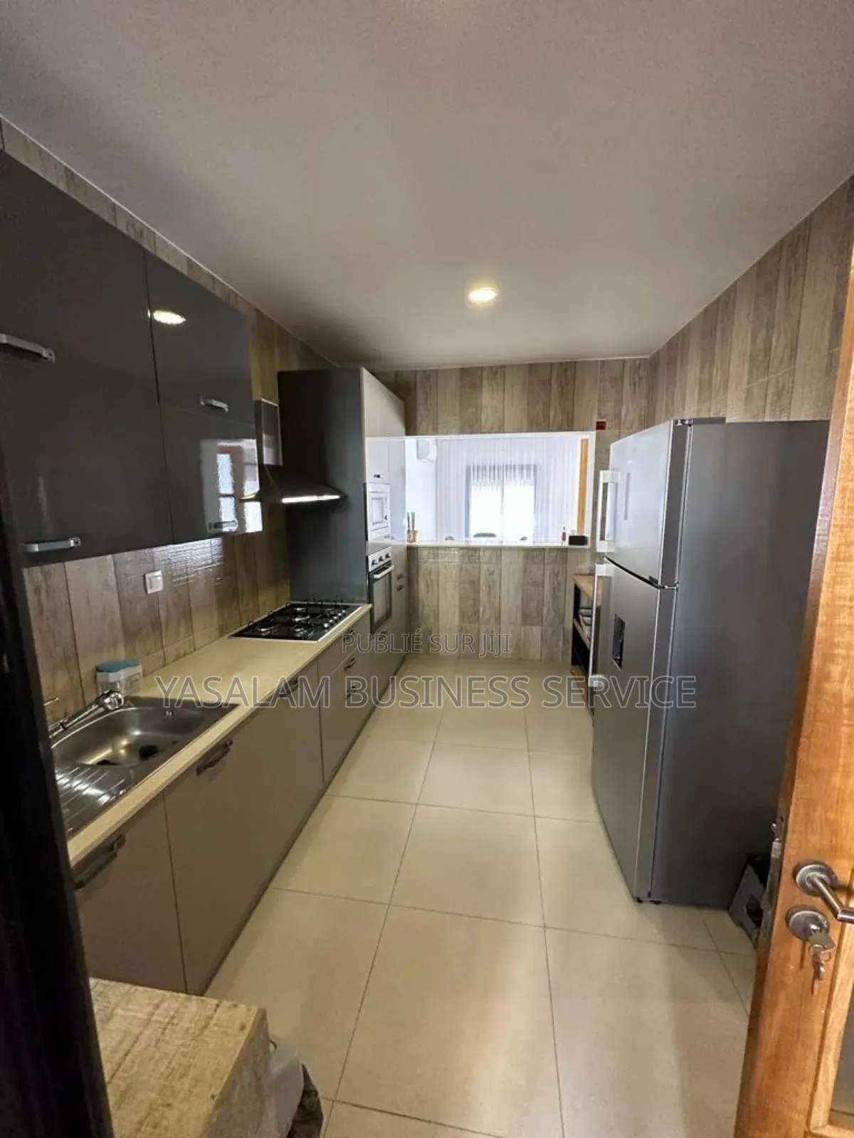 3chbre Appartement dans Yasalam Business, Almadies à Vendre