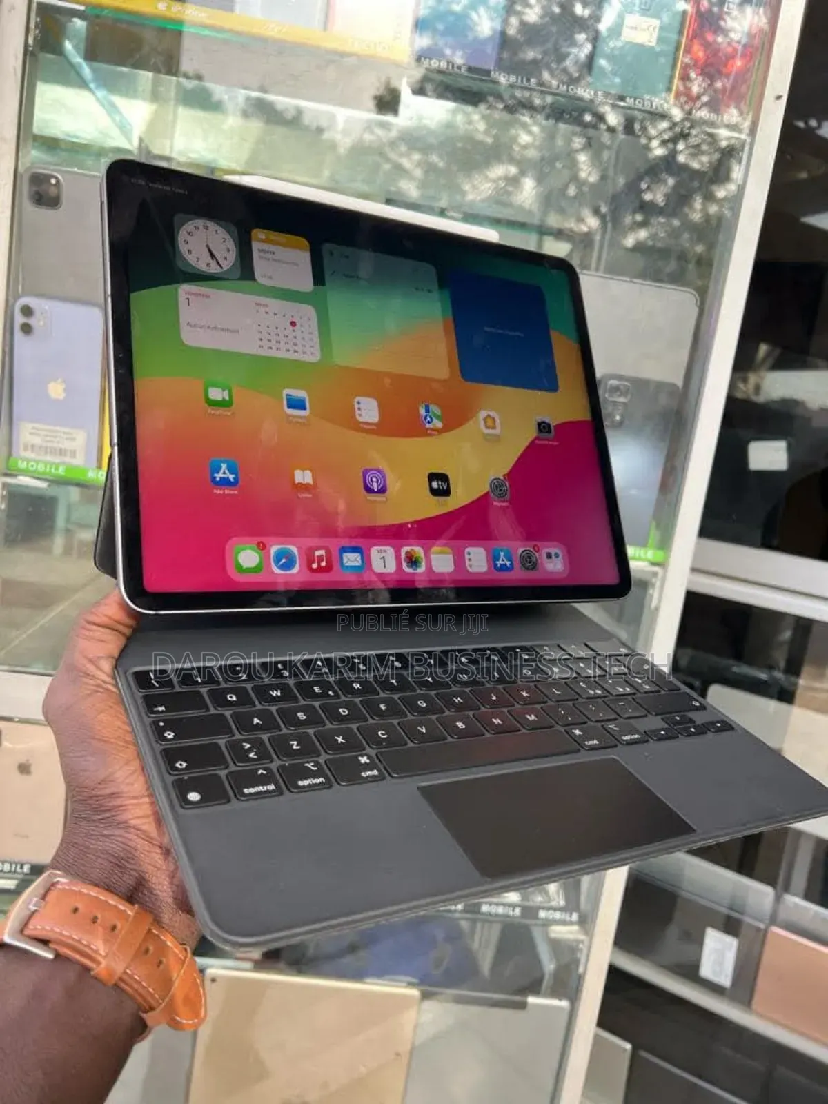 New Apple iPad Pro 12.9 (2022) 256 GO Autre