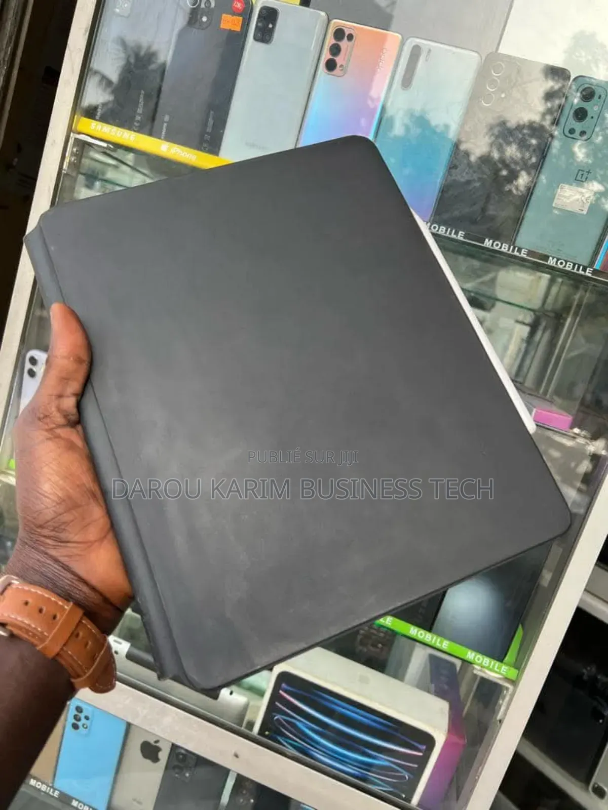 New Apple iPad Pro 12.9 (2022) 256 GO Autre