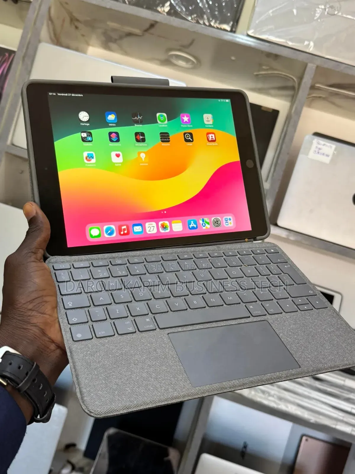 New Apple iPad 3 Wi-Fi 64 GB Autre