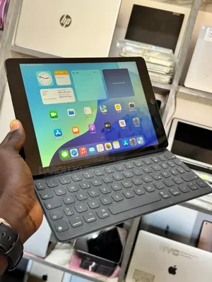 New Apple iPad Wi-Fi 64 GB Autre