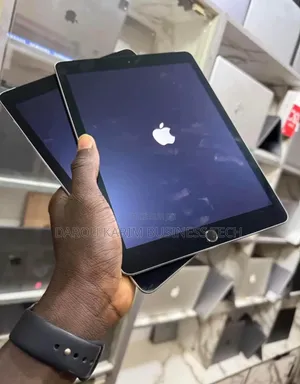 New Apple iPad mini 2 64 GB Autre