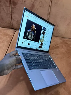 New Ordinateur Portable HP ZBook 14 16GB AMD Ryzen 7 SSD 512GB