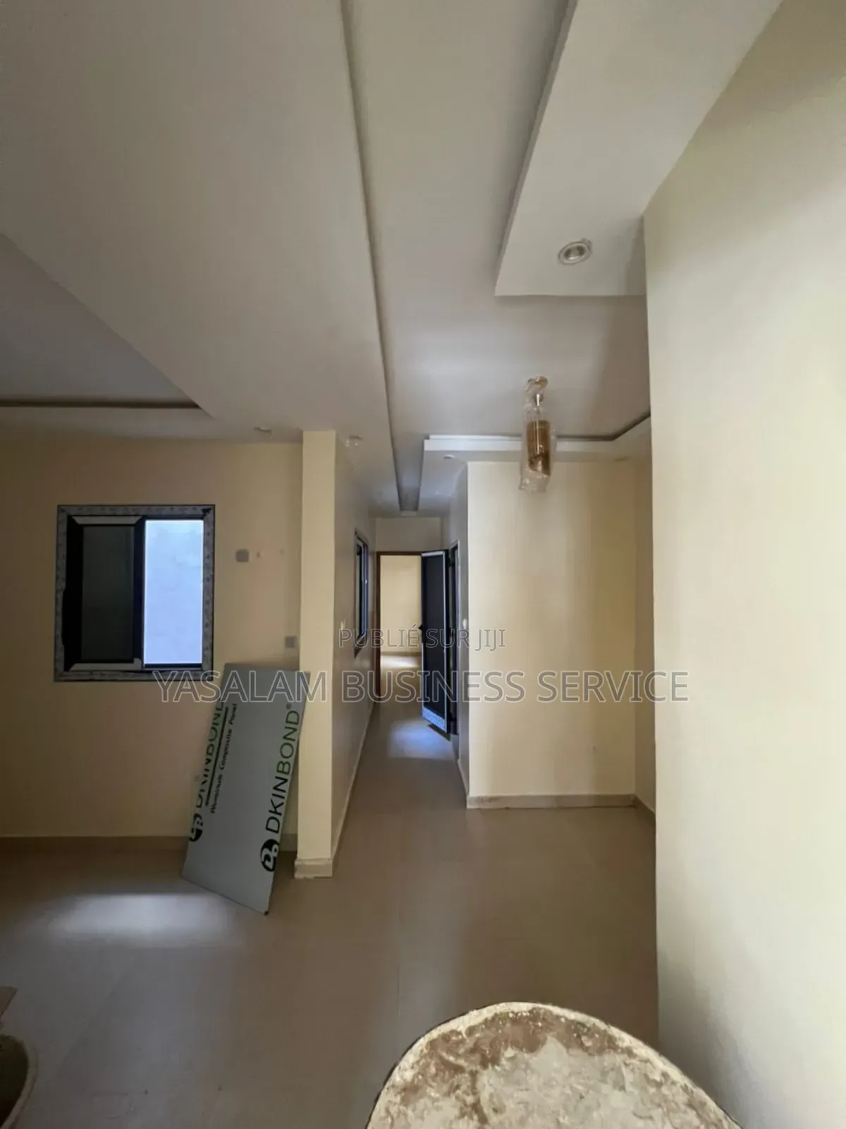 1chbre Studio dans Yasalam Business, Sicap-Liberté à Louer