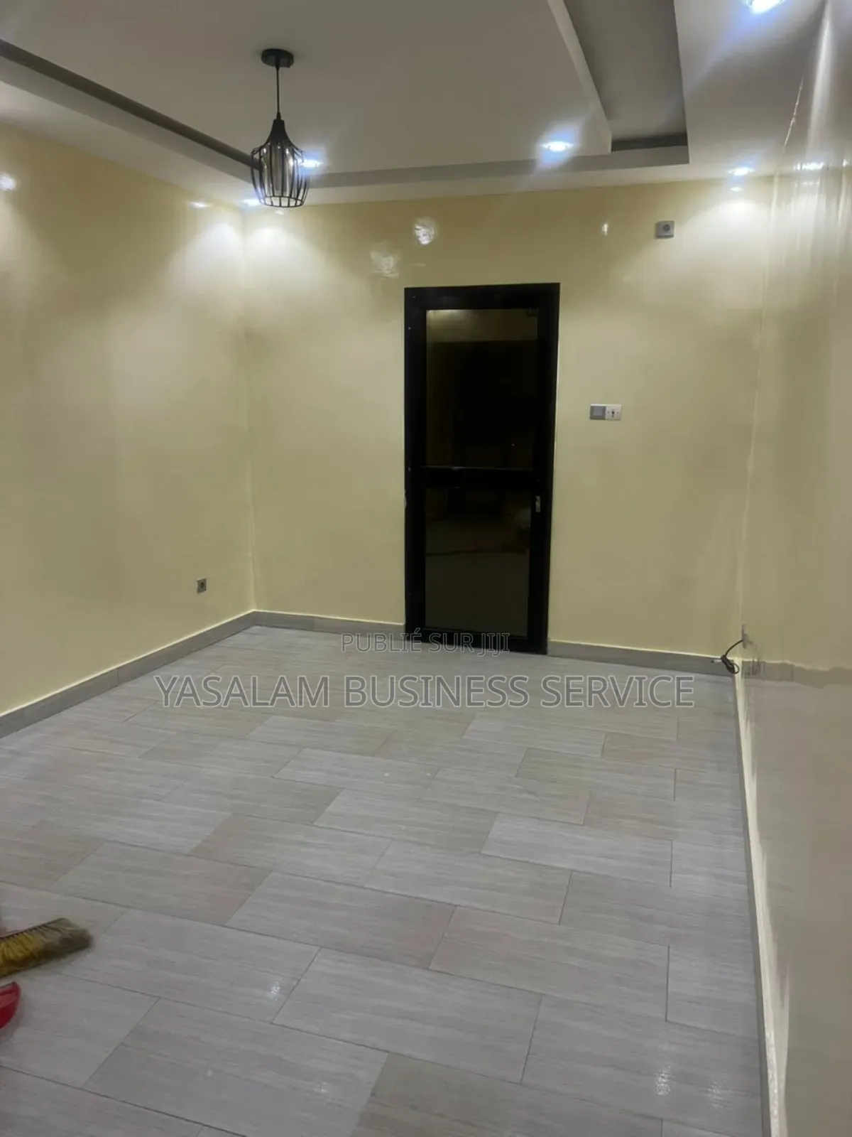 1chbre Studio dans Yasalam Business, Sicap-Liberté à Louer