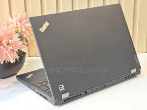 Photo - Ordinateur Portable Lenovo Thinkpad P15s 32GB Intel Core I7 SSD 1T