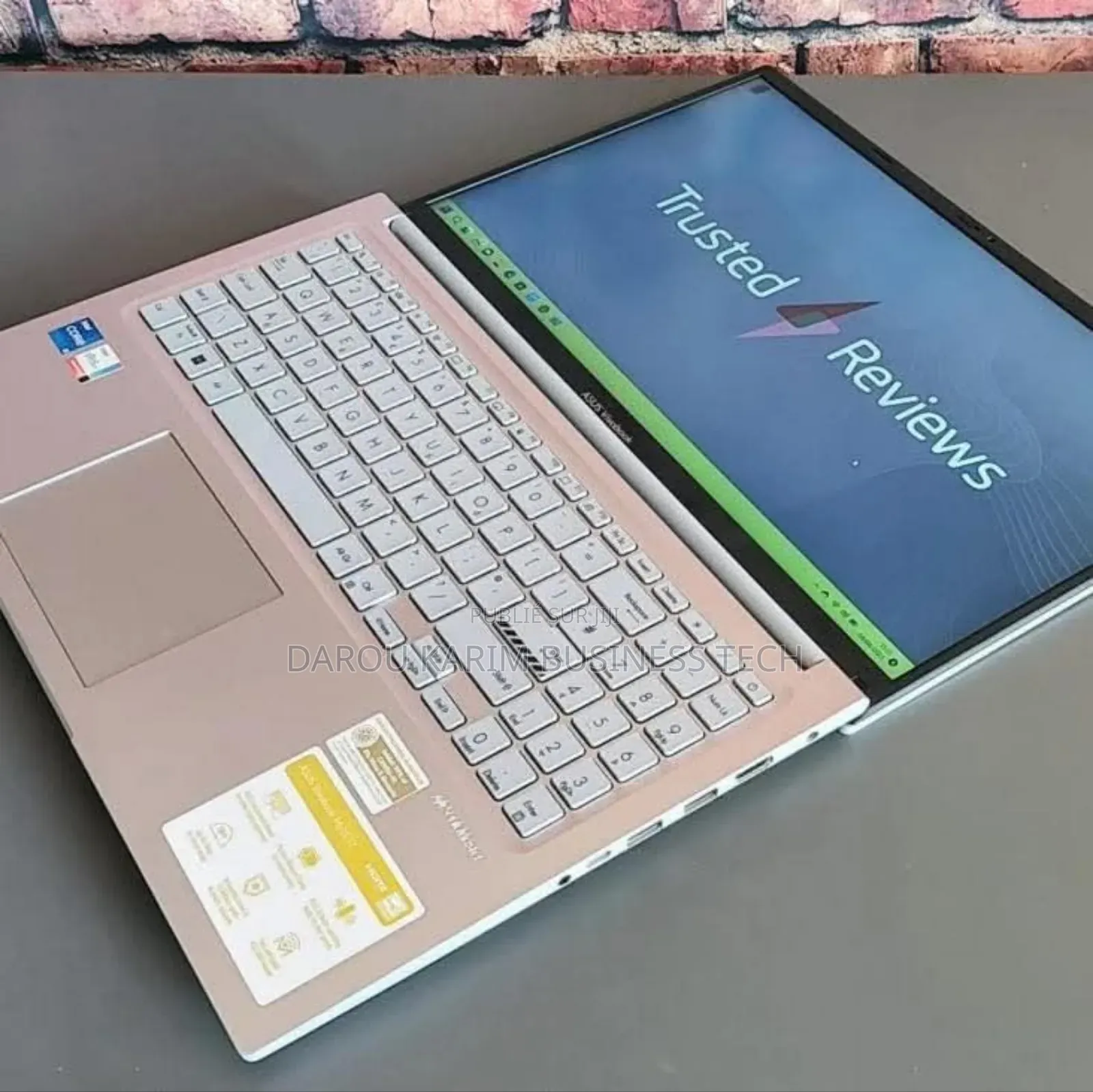 New Asus VivoBook 15 X505BA 16GB Intel Core I7 SSD 512GB