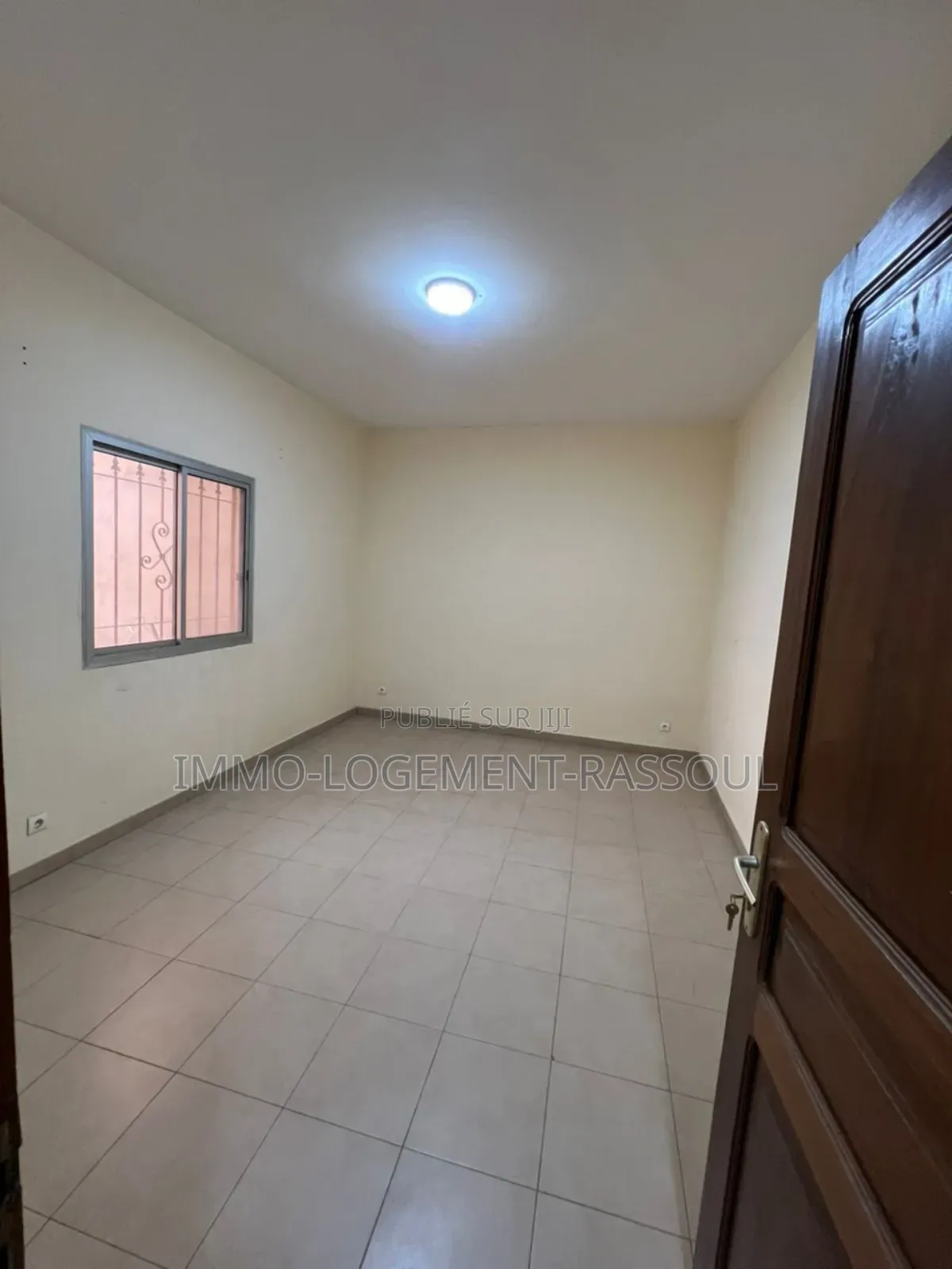 2chbre Appartement dans , Mermoz Sacré-Cœur à Louer