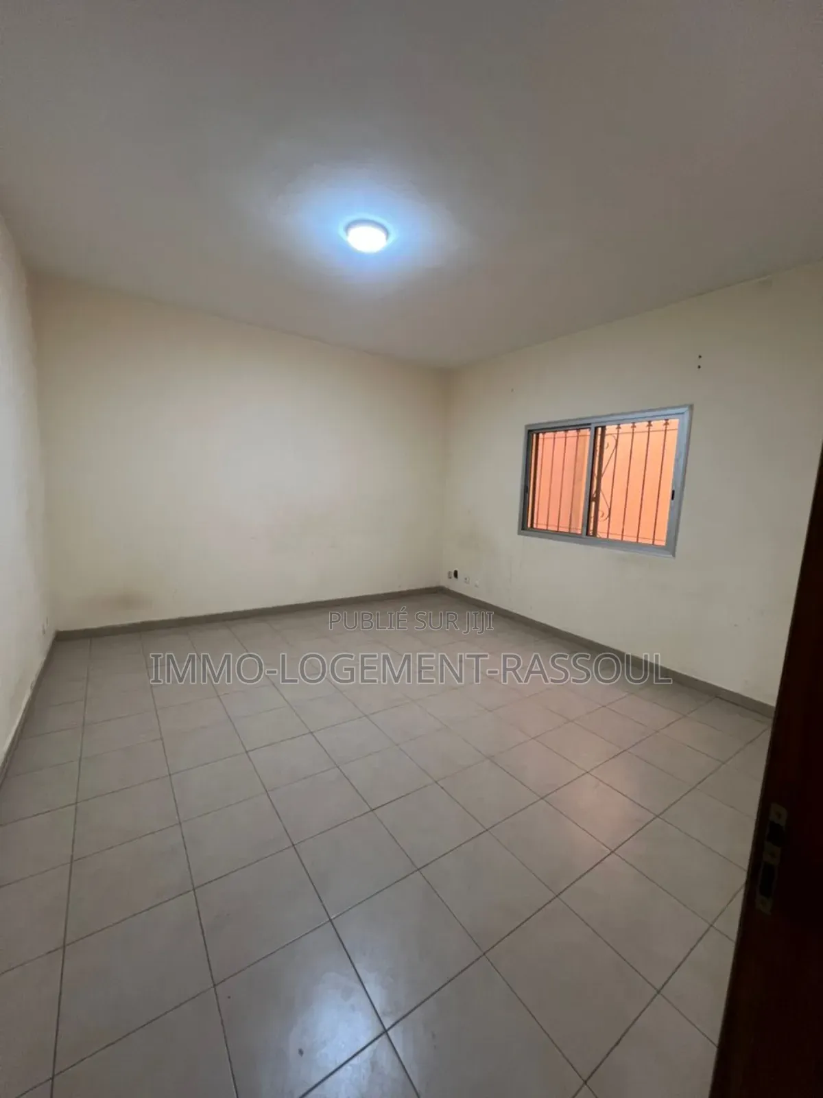2chbre Appartement dans , Mermoz Sacré-Cœur à Louer