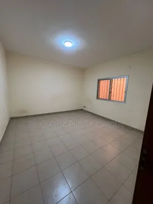 2chbre Appartement dans , Mermoz Sacré-Cœur à Louer