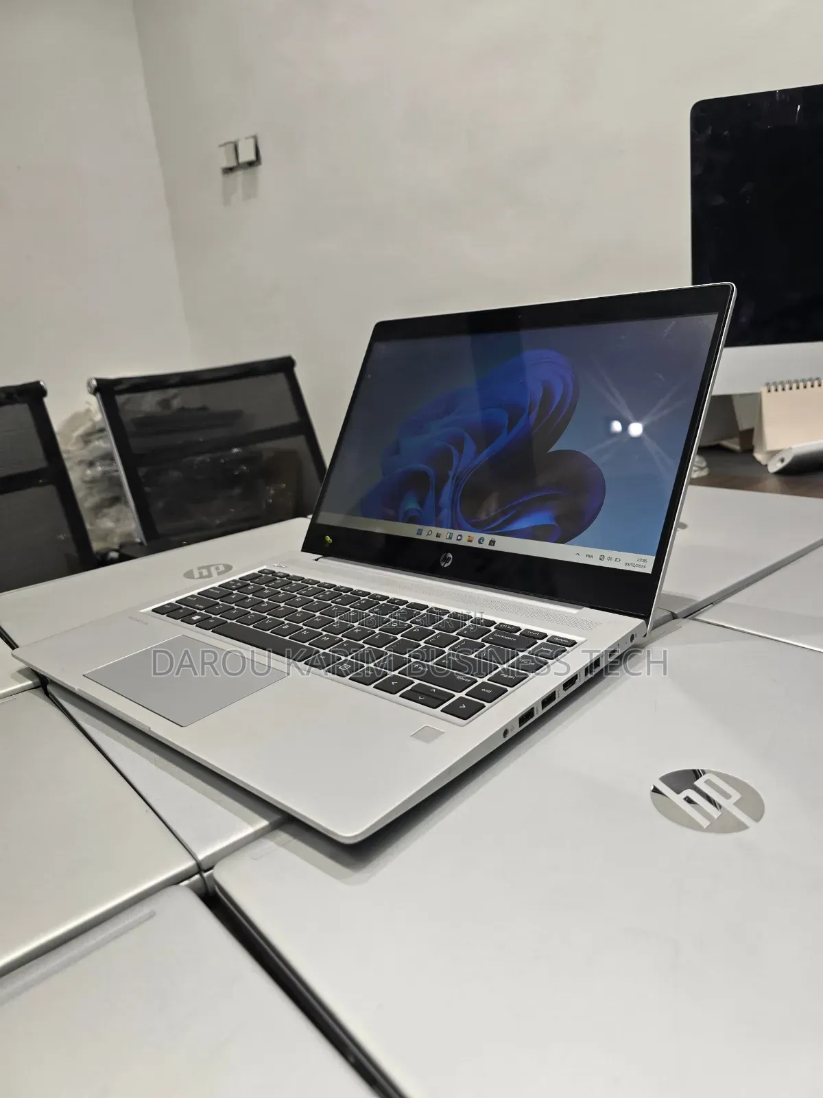 New Ordinateur Portable HP ProBook 440 G6 8GB Intel Core I5 SSD 256GB