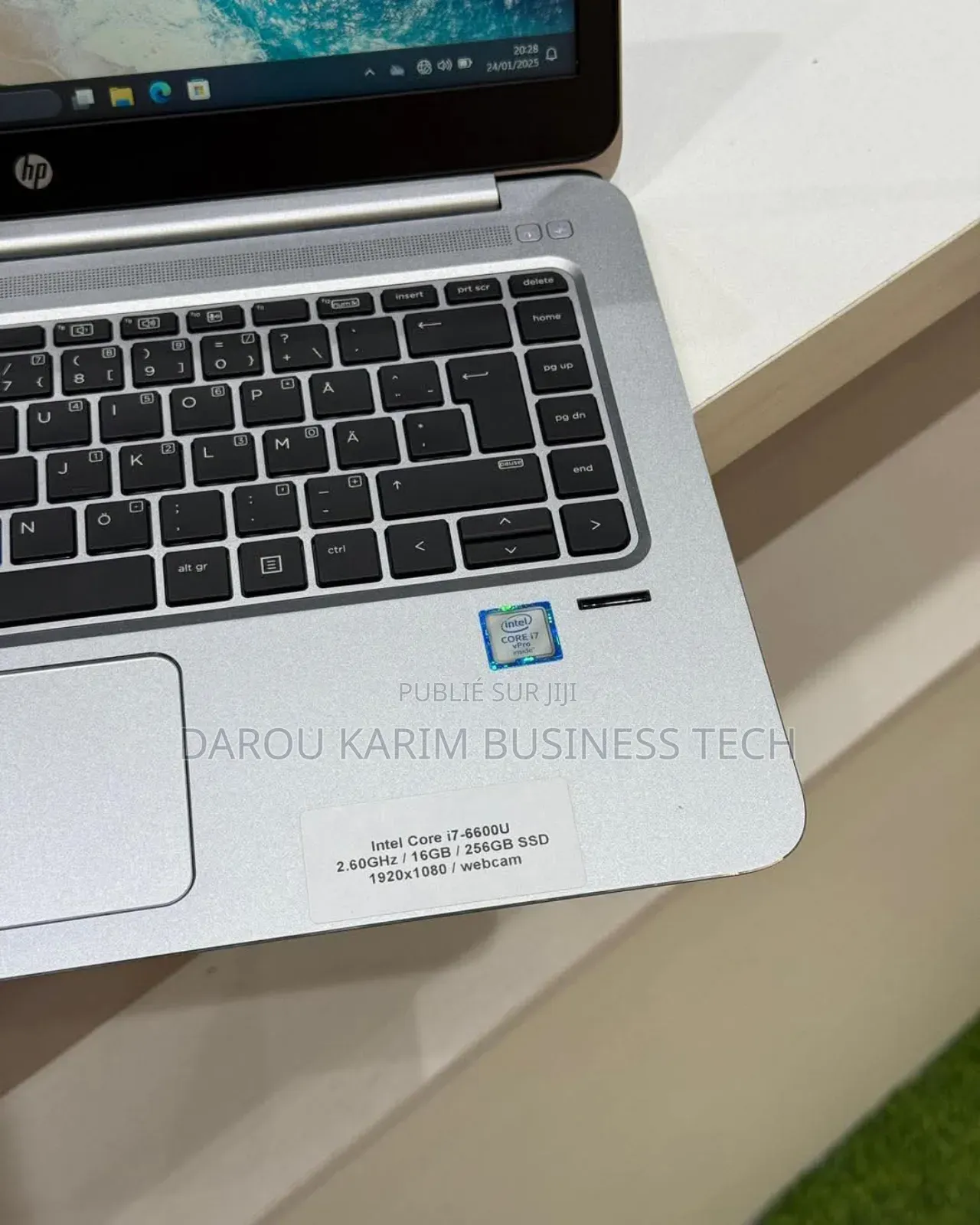 New HP EliteBook Folio 1040 G3 16GB Intel Core I7 SSD 256GB