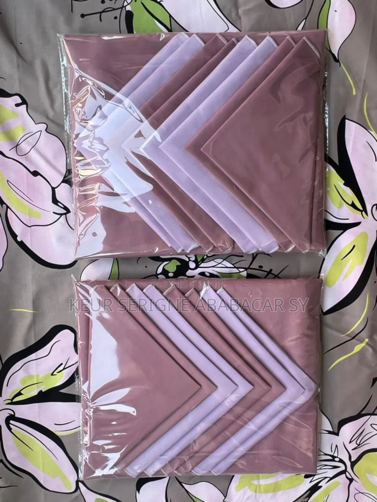 Nappe De Table Et 8 Torchons