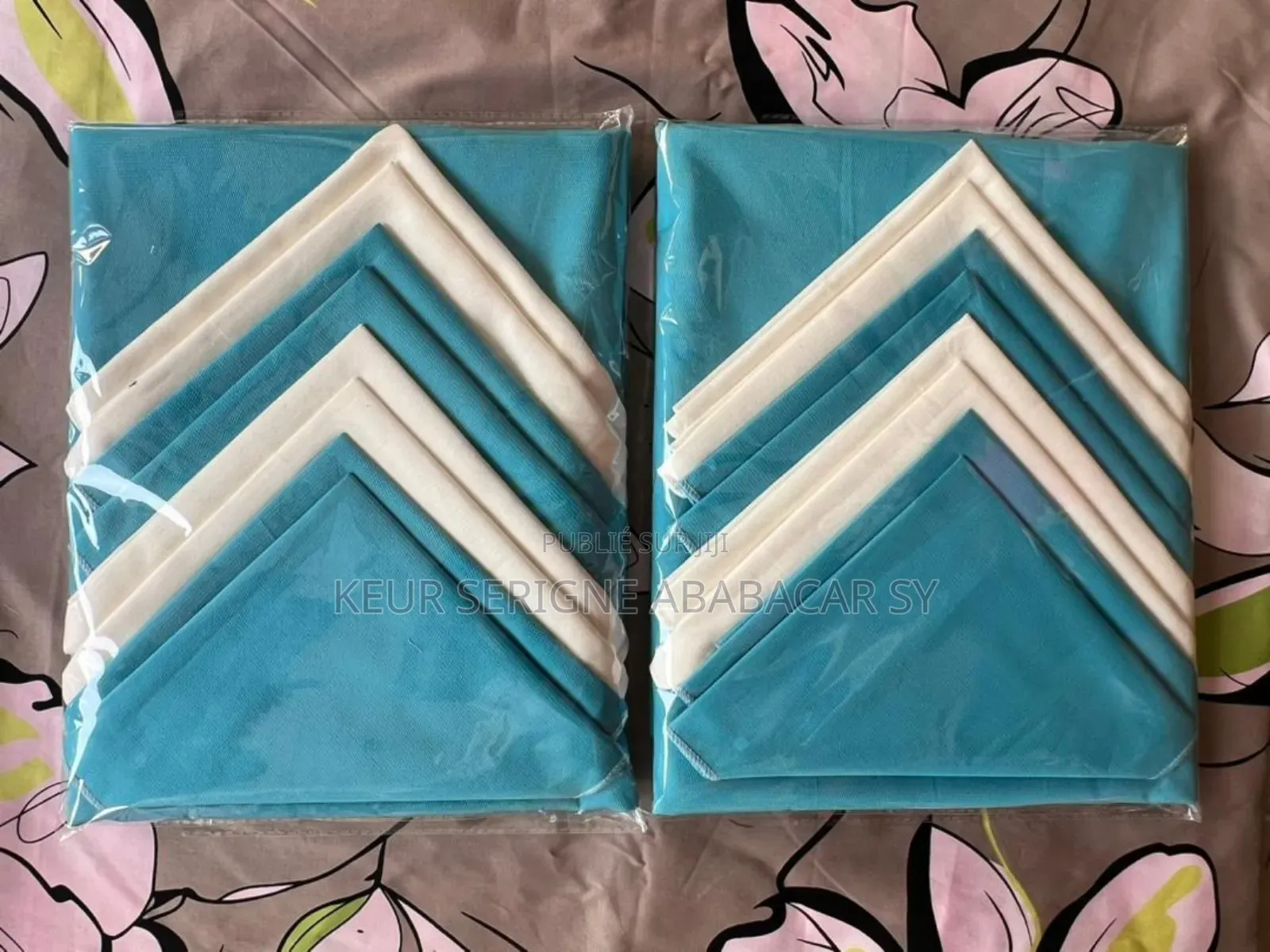 Nappe De Table Et 8 Torchons