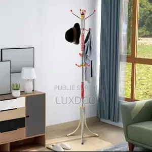 Porte Menteau en Inox Avec Plusieurs Couches De Rangement