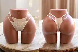 La Qualité Combinèe Du *Coton Et Du Dentelles* 
Ajutable *