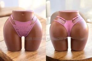 La Qualité Combinèe Du *Coton Et Du Dentelles* 
Ajutable *