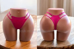 La Qualité Combinèe Du *Coton Et Du Dentelles* 
Ajutable *