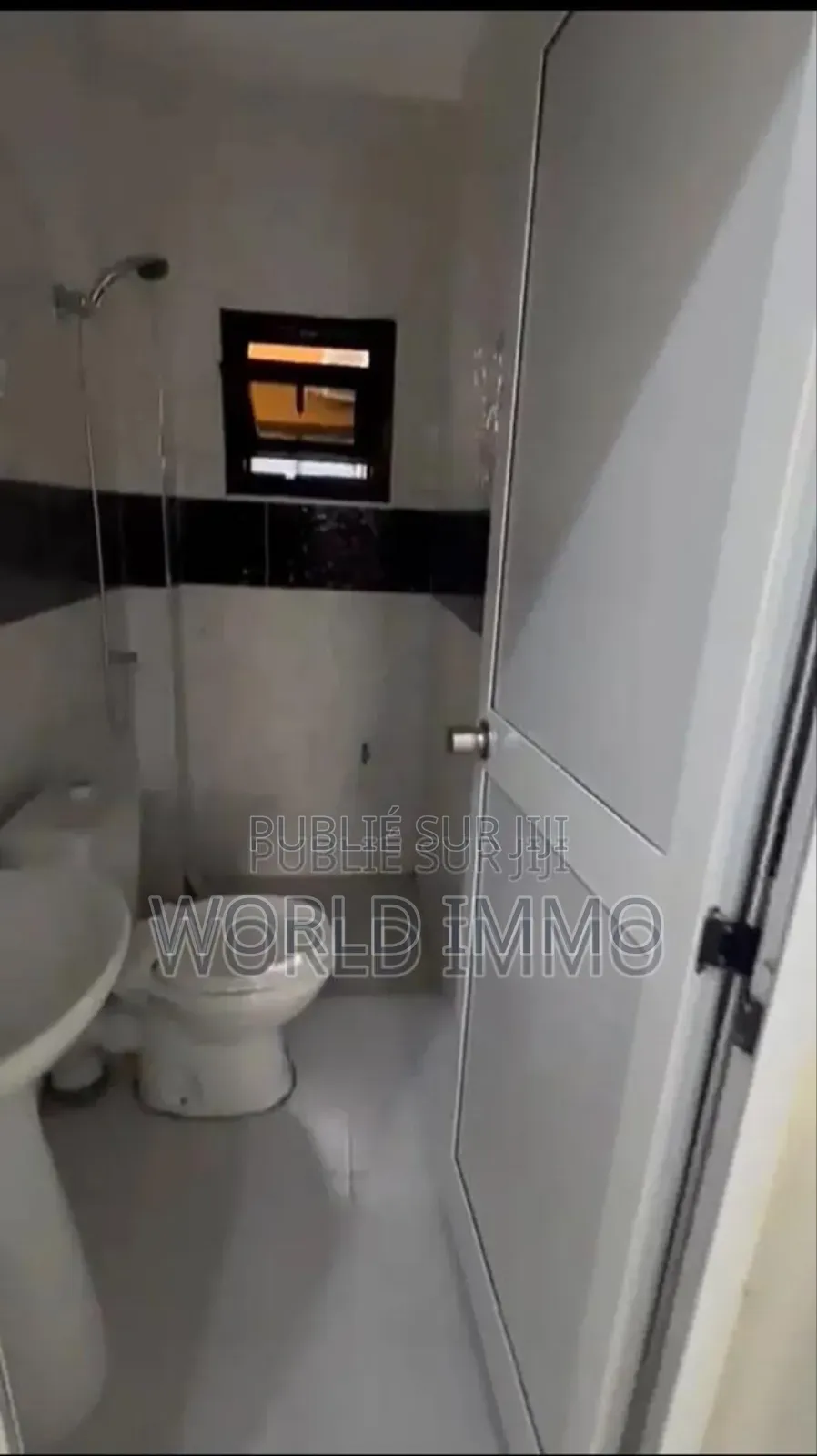 1chbre Studio dans Joli, Almadies à Louer