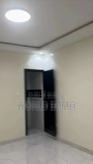 1chbre Studio dans Joli, Almadies à Louer