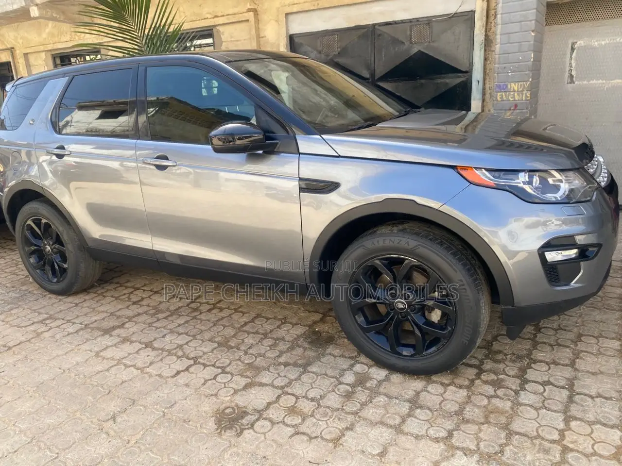 Land Rover Discovery SE 4x4 2017 Gris