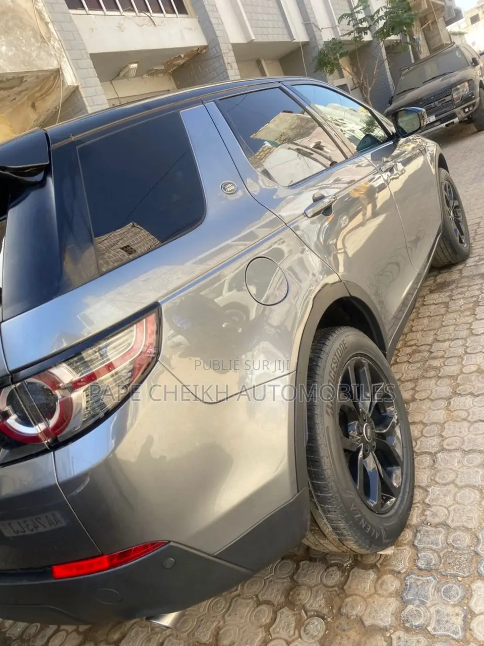 Land Rover Discovery SE 4x4 2017 Gris