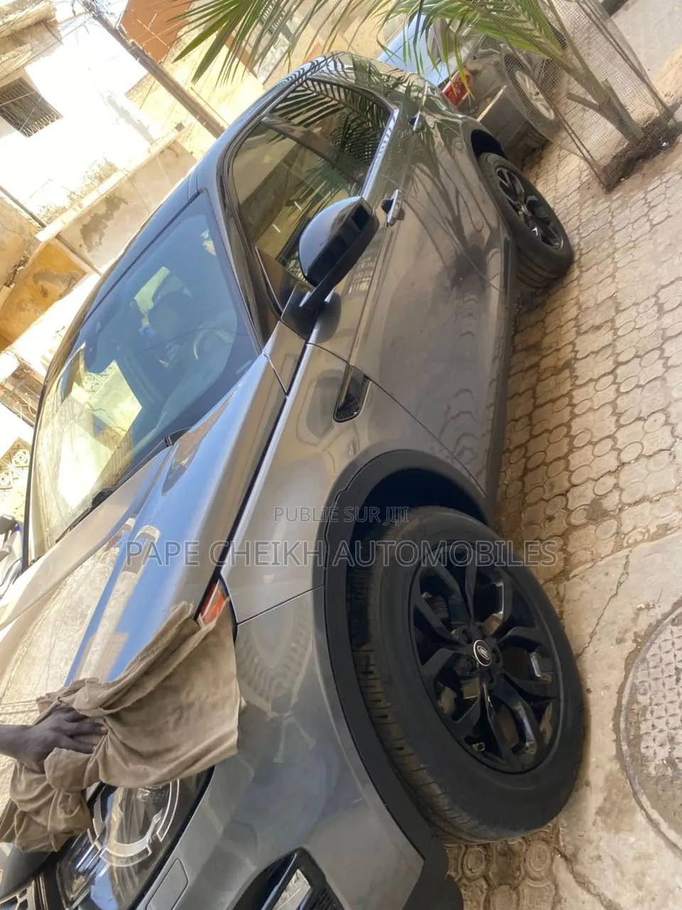 Land Rover Discovery SE 4x4 2017 Gris