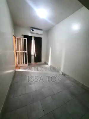 1chbre Appartement dans Patte d'Oie à Louer