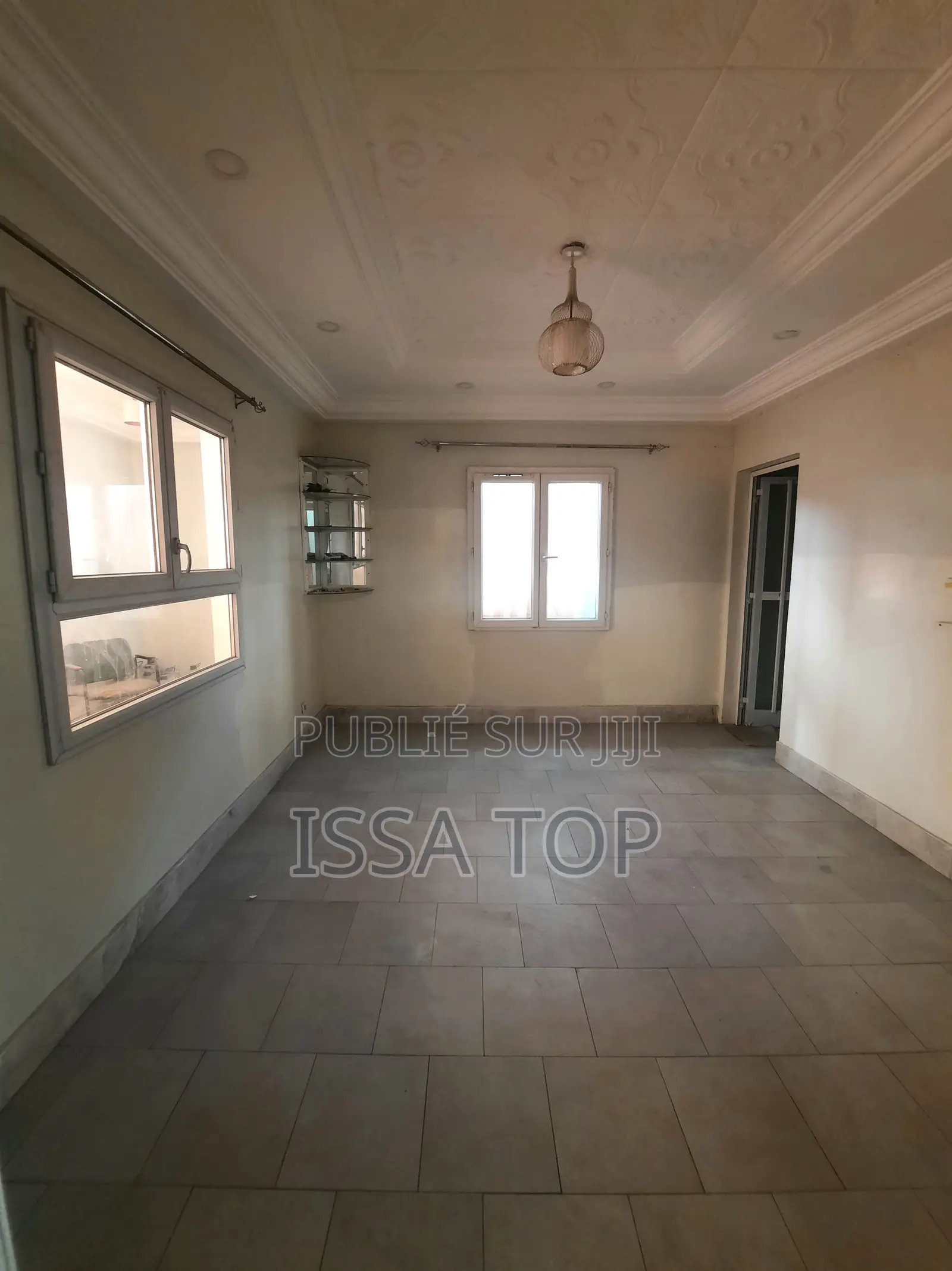 1chbre Appartement dans Patte d'Oie à Louer