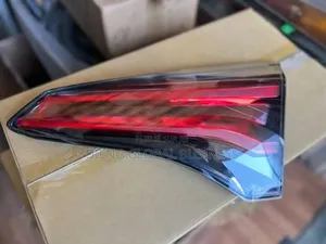 Feu Arrière Toyota Rav4