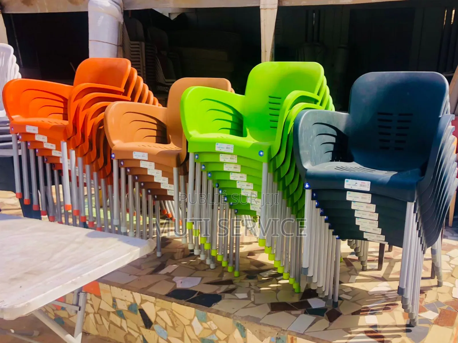 Chaise Plastique Pour Restaurants/Jardin