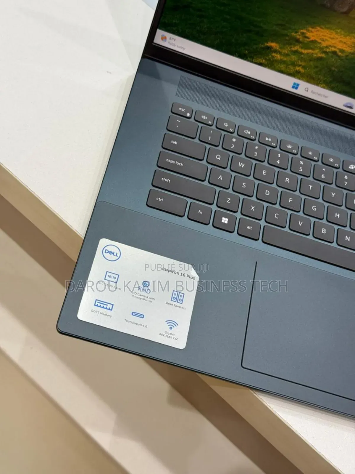 New Dell Inspiron 16 5620 16GB Intel Core I7 SSD 512GB