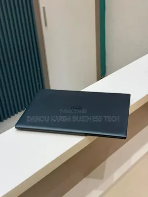 New Dell Inspiron 16 5620 16GB Intel Core I7 SSD 512GB