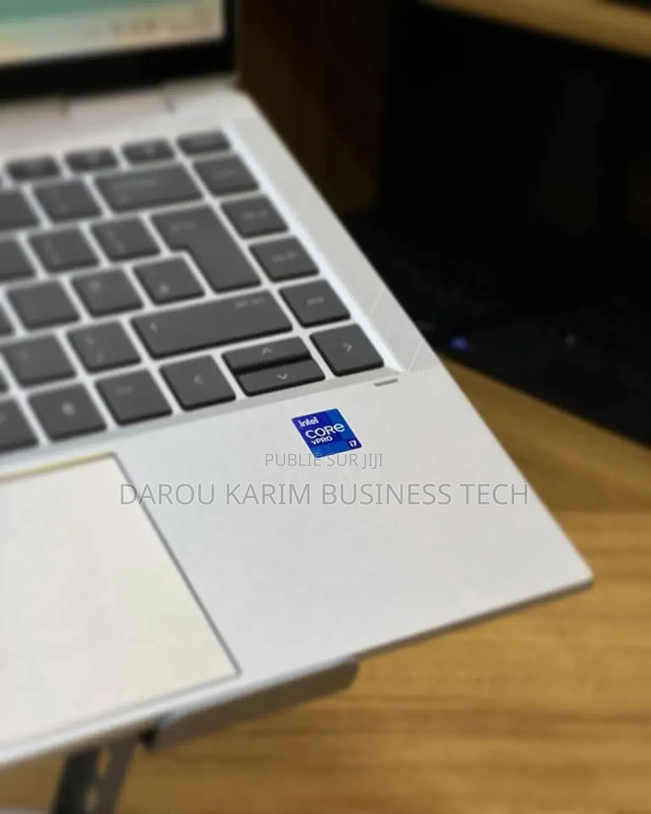 New HP EliteBook 1040 G8 16GB Intel Core I7 SSD 512GB