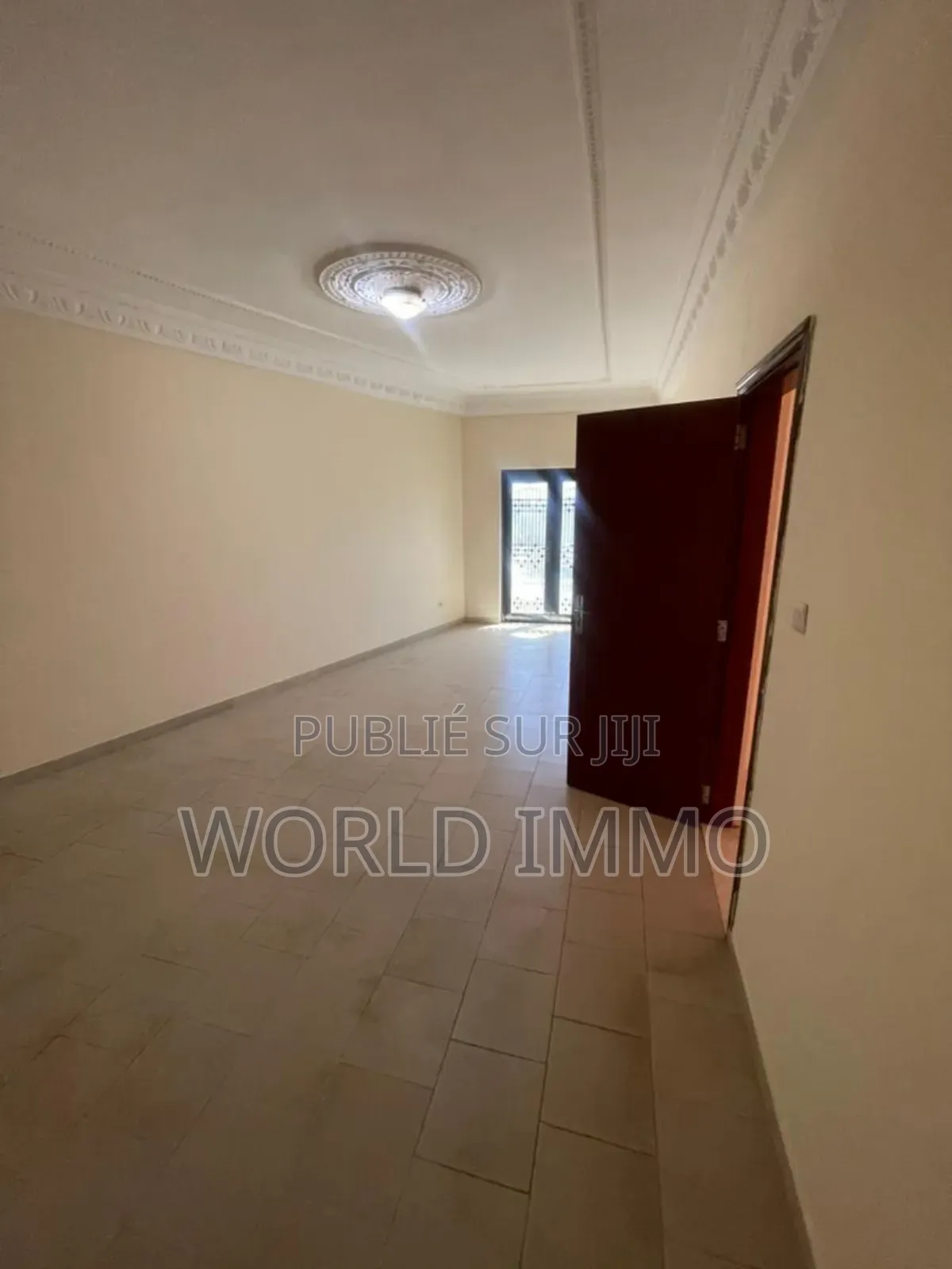 4chbre Appartement dans L'Espace, Mermoz Sacré-Cœur à Louer