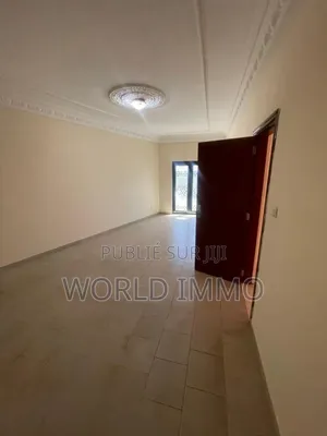 4chbre Appartement dans L'Espace, Mermoz Sacré-Cœur à Louer