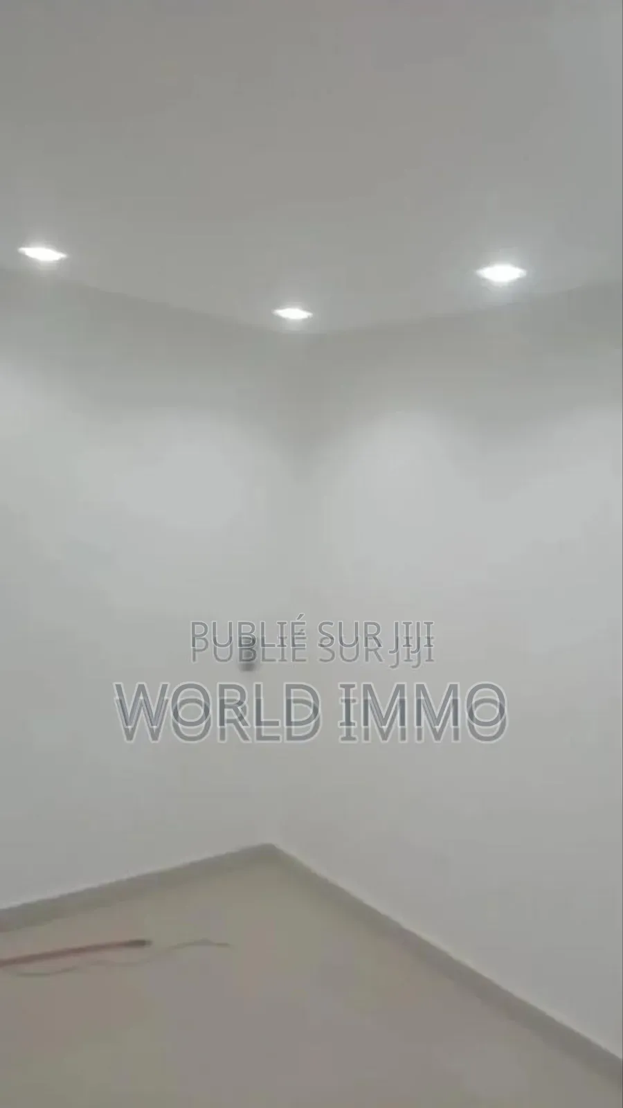 1chbre Chambre et salon dans Le Coin-Coin, Ouakam à Louer