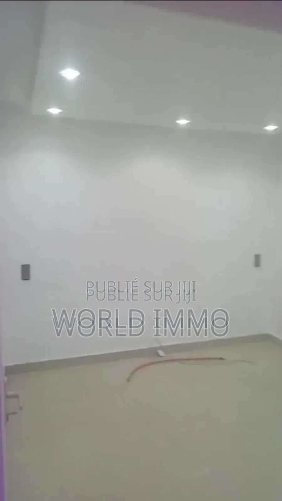 1chbre Chambre et salon dans Le Coin-Coin, Ouakam à Louer