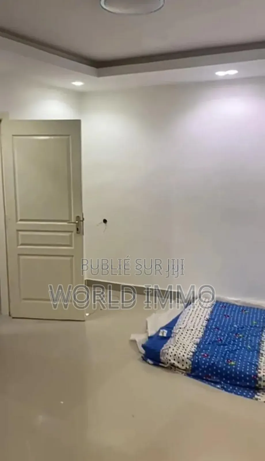 1chbre Mini-plat dans Para, Ouakam à Louer