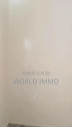 1chbre Studio dans Leuz, Ngor à Louer