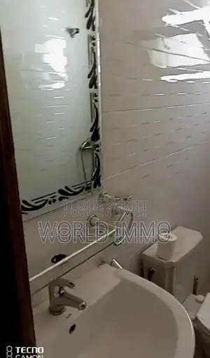 3chbre Appartement dans Lindo, Almadies à Louer