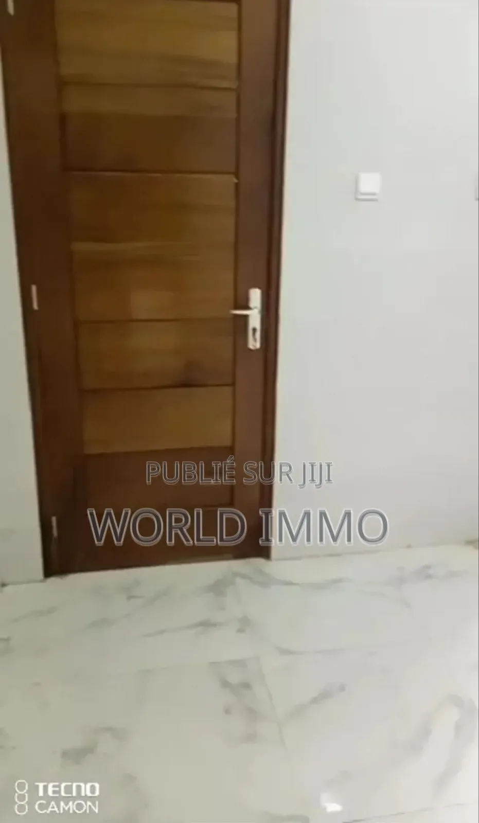 3chbre Appartement dans Lindo, Almadies à Louer