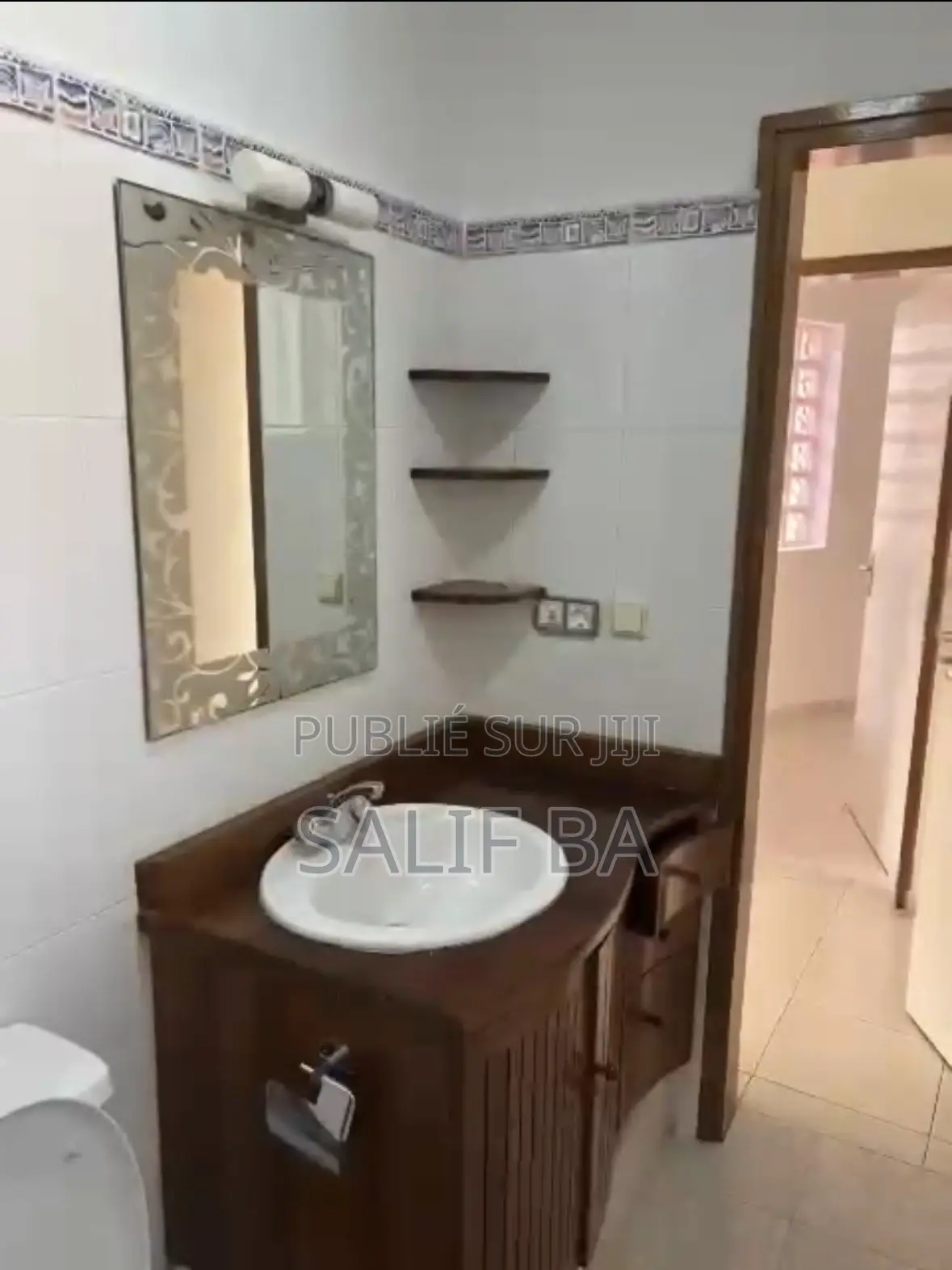 4chbre Villa dans Yoff à Vendre