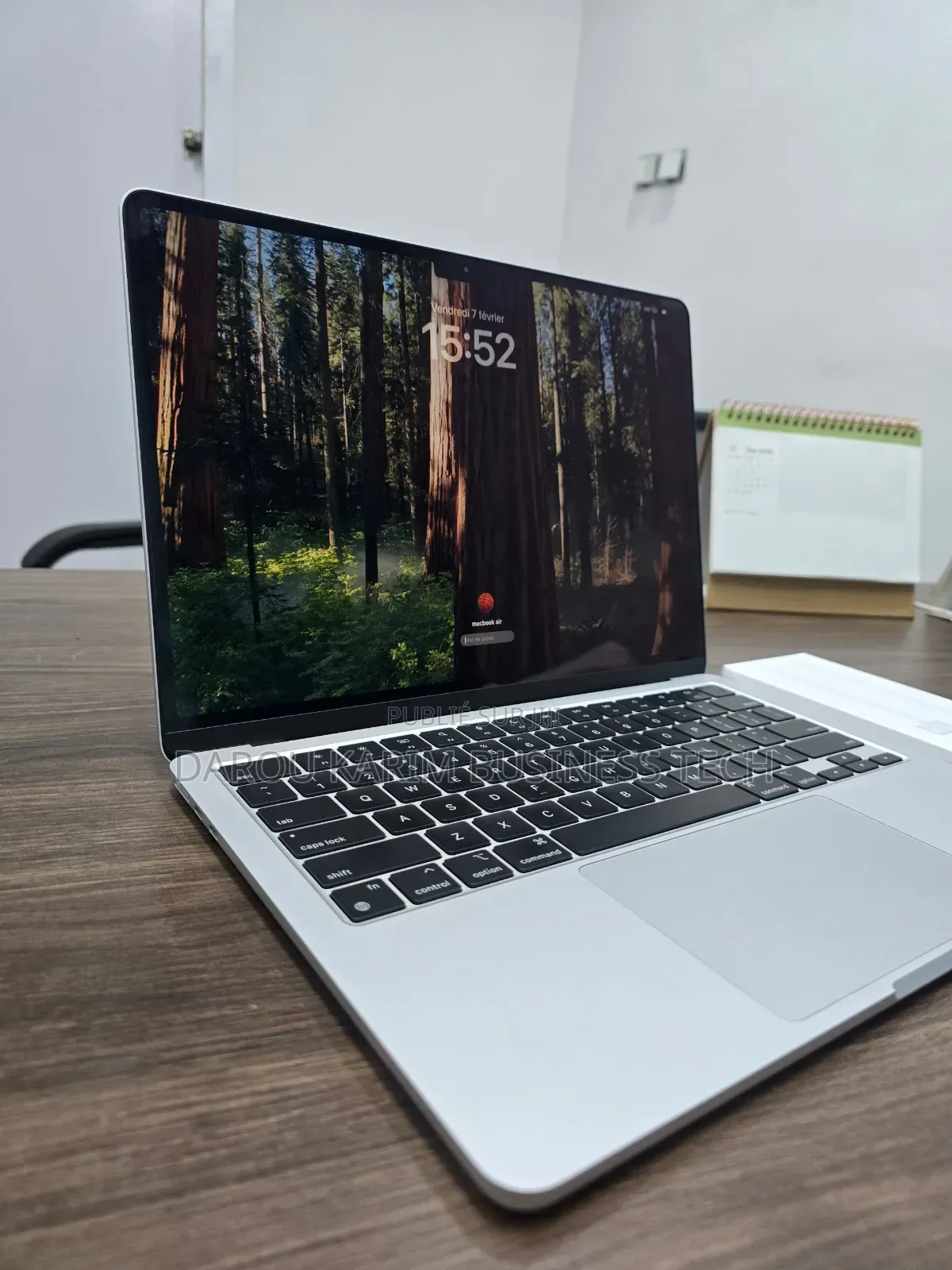 New Apple MacBook Air 2024 M3 13-Inch 24GB Apple M3 SSD 2T