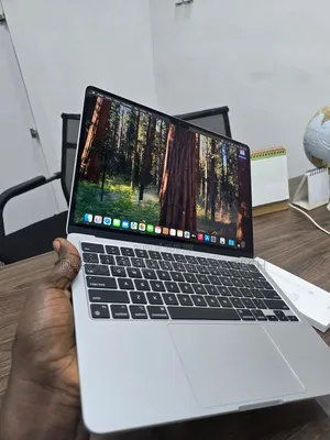 New Apple MacBook Air 2024 M3 13-Inch 24GB Apple M3 SSD 2T