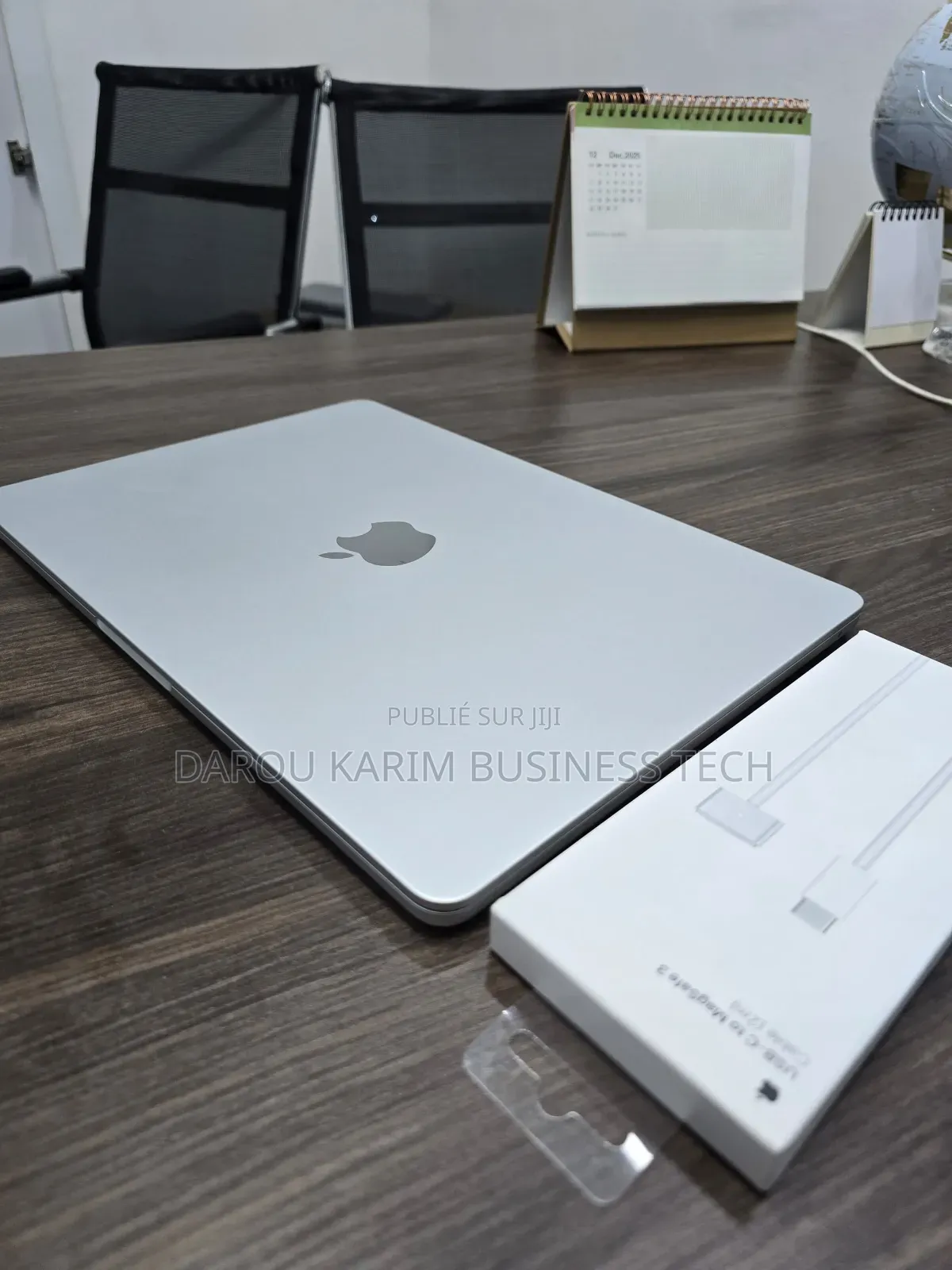 New Apple MacBook Air 2024 M3 13-Inch 24GB Apple M3 SSD 2T