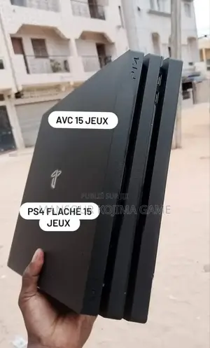 PS4 Pro Flaché 15 Jeux Version 9.00