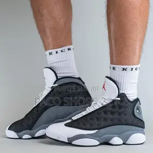 Nike Air Jordan 13 "Hyper Royal"
